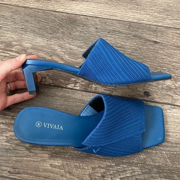 Vivaia 37.5 Square-Toe Block Heel Sandals in Vintage Blue - Picture 9 of 12